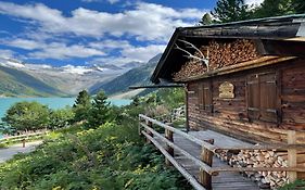 Comfortable Apartment In Mayrhofen With Garden